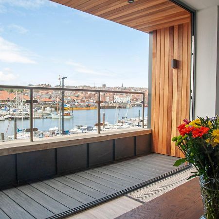 Harbour Sunset Villa Уитби Екстериор снимка